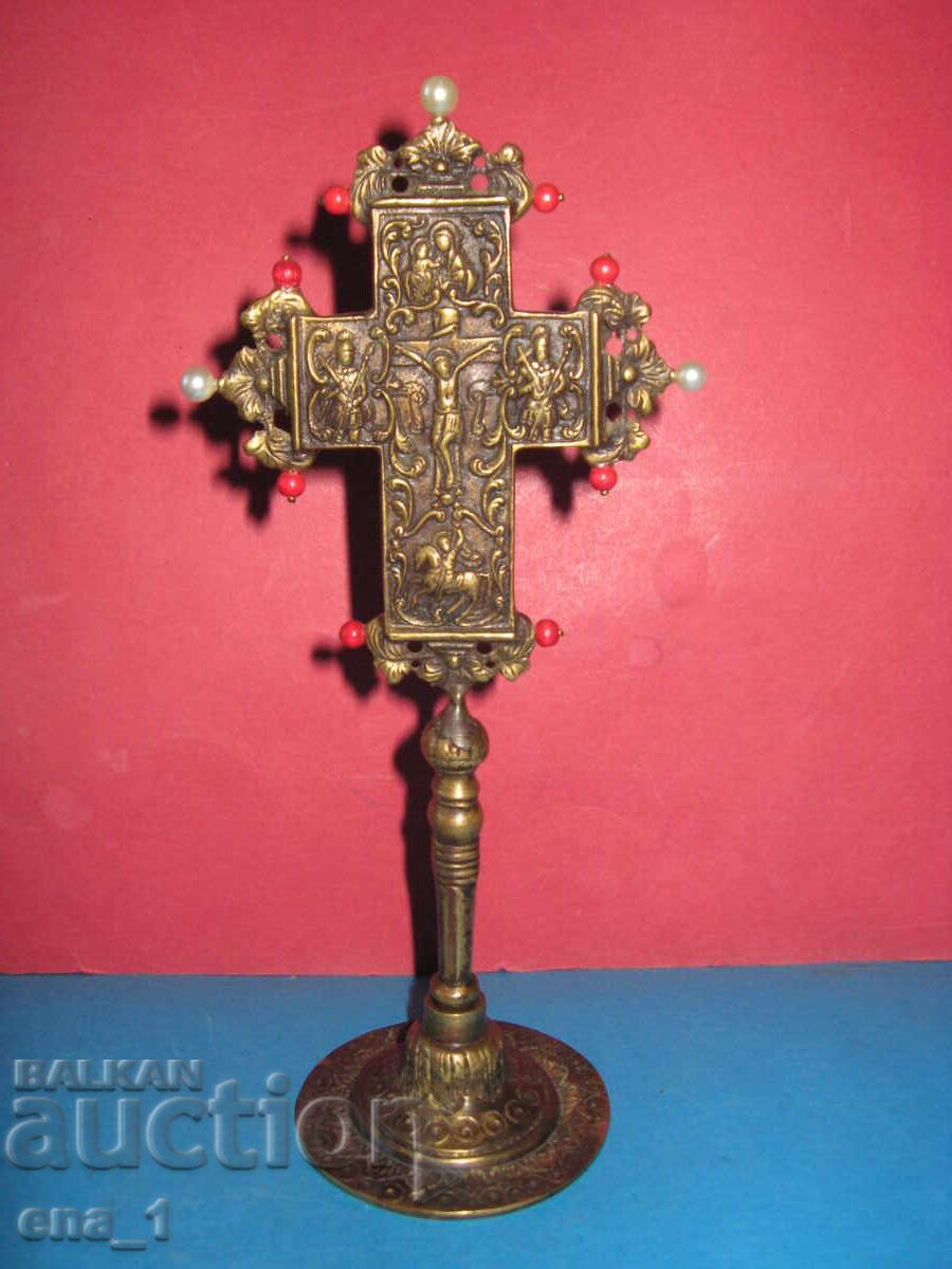 Нестандартен възрожденски православен бронзов кръст - Рядък Нестандартен възрожденски православен бронзов кръст - Рядък