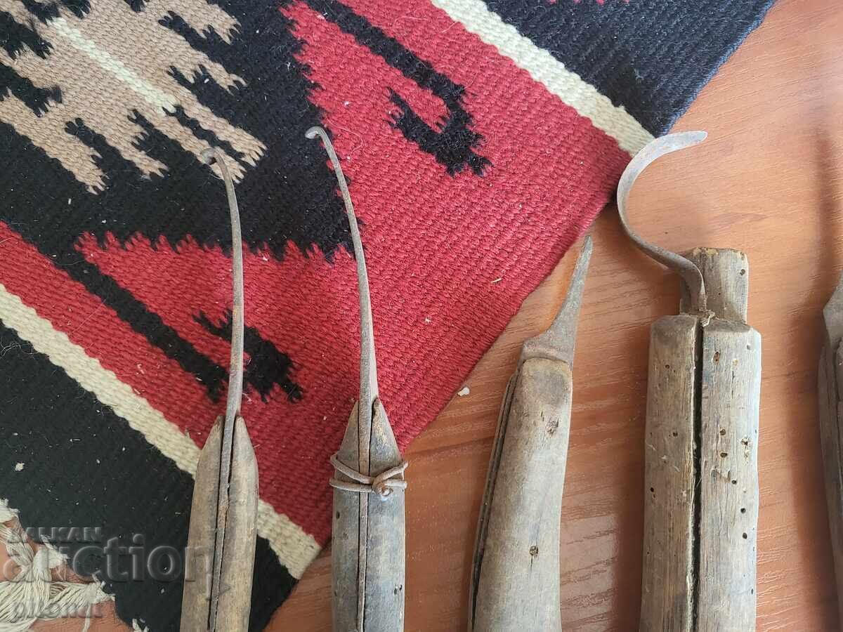 Παρτίδα σφυρηλατημένα εργαλεία για σκάλισμα κουταλιών, γαβάθες με τιμή 95.00 BGN | € 48.57 Παρτίδα σφυρηλατημένα εργαλεία για σκάλισμα κουταλιών, γαβάθες με τιμή 95.00 BGN | € 48.57