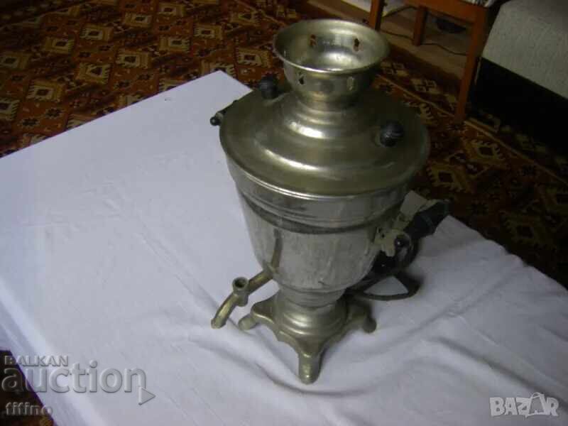 Παλιός ρωσικός λειτουργικός ηλεκτρικός σαμοβάρι - 7