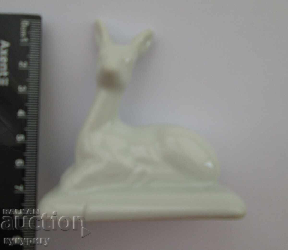 Стара Соц НРБ порцеланова статуетка фигура сърне Изида - 6