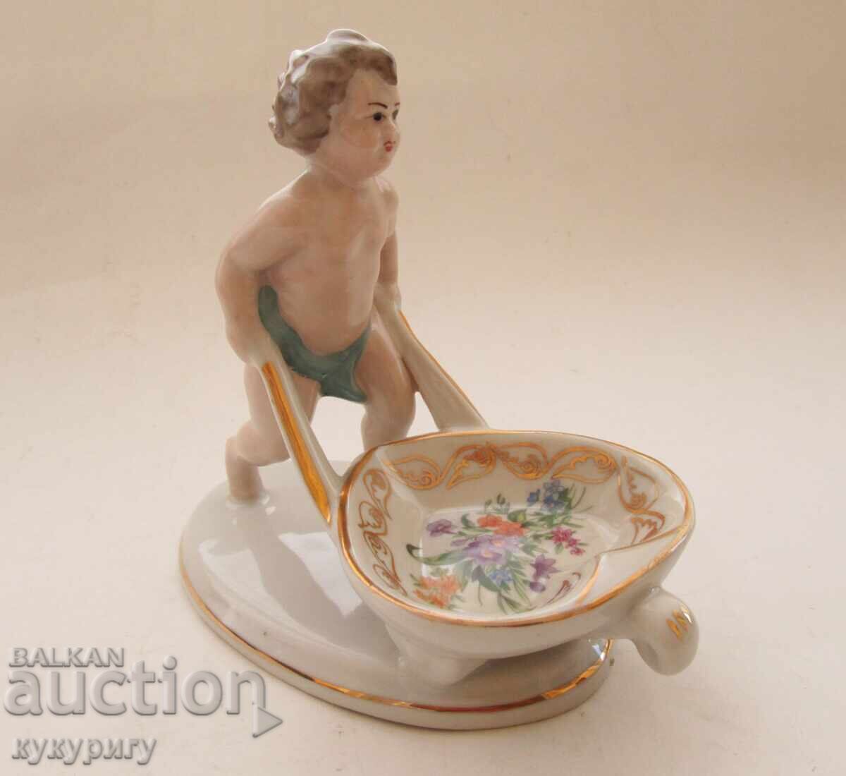 Παλιά πορσελάνινη φιγούρα αγοριού από την Σοσιαλιστική Δημοκρατία της Βουλγαρίας με σταχτοδοχείο - 7