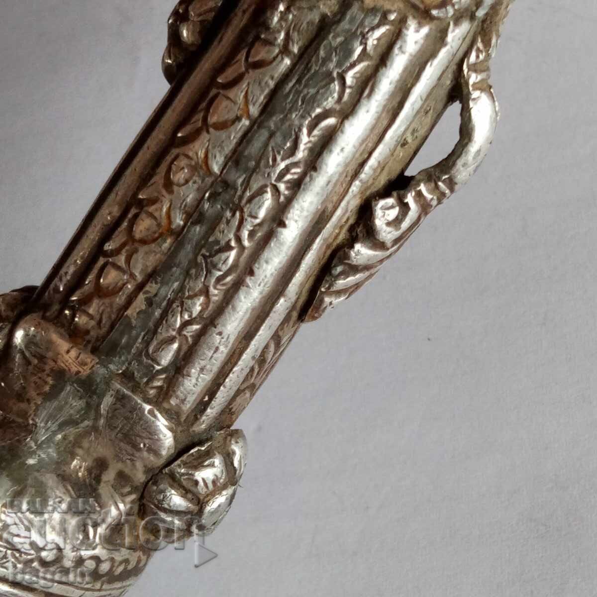 Livrarea Pumnal otoman, bebut, hanjar