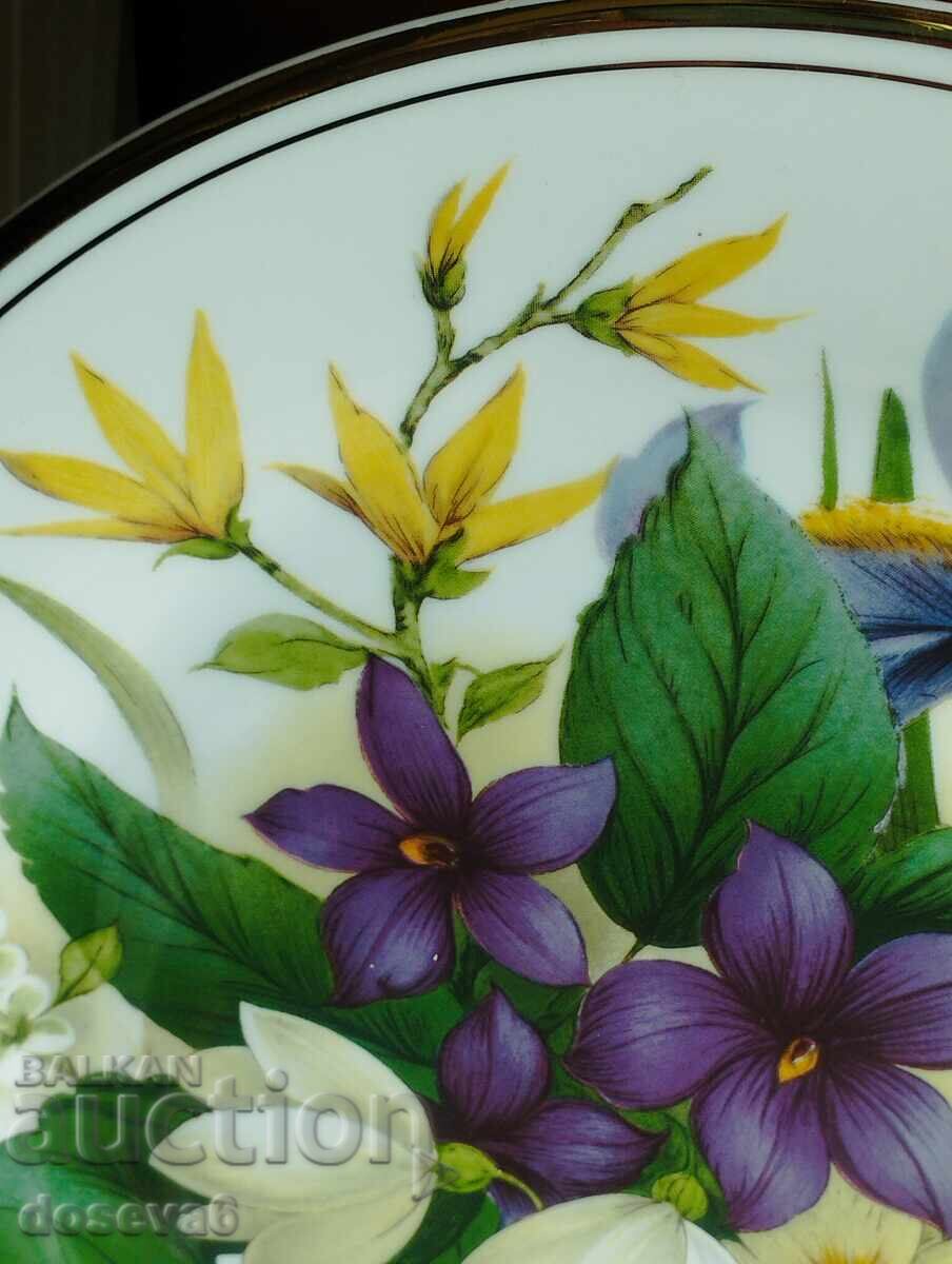 Παράδοση Εδουαρδιανή λεπτή πορσελάνη με σχέδιο λουλουδιών