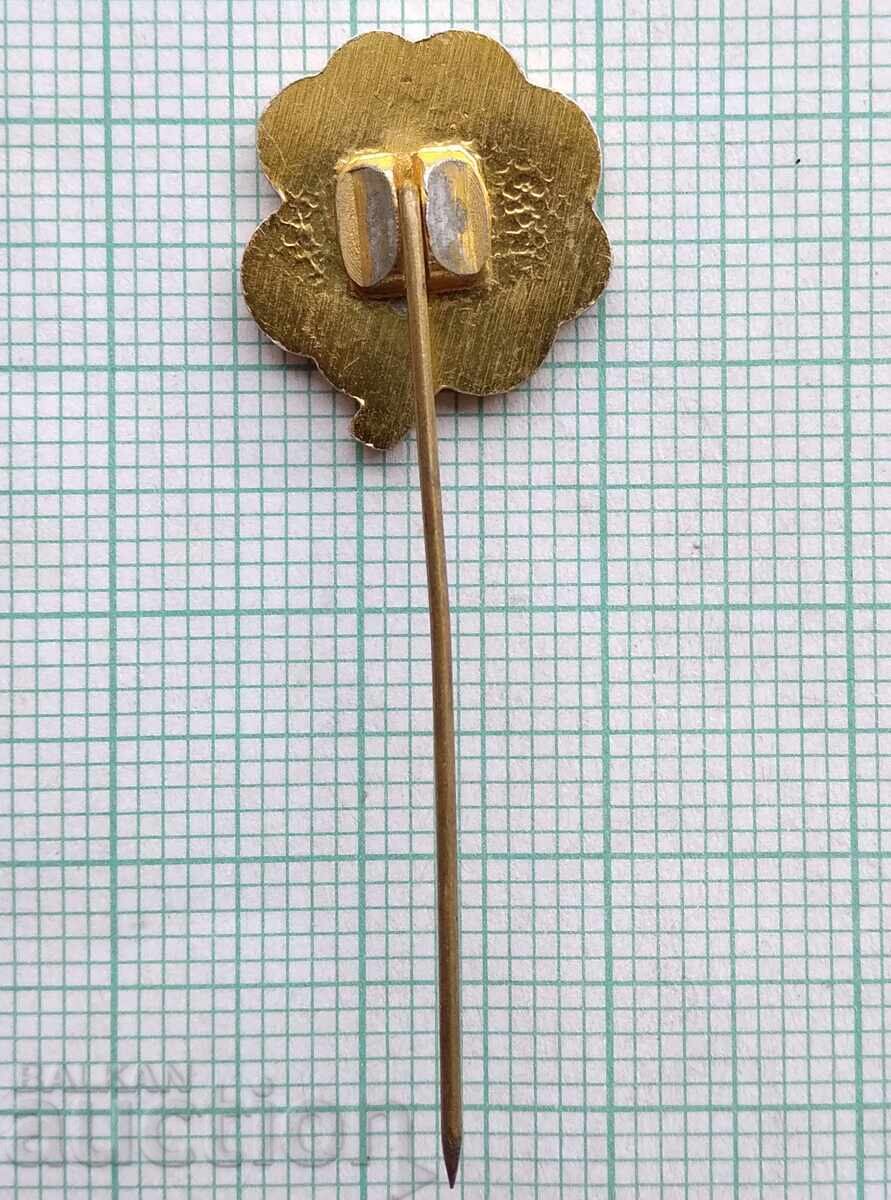 Auction  19226 Badge - Four-leaf clover