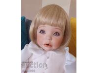 Păpușă de porțelan Celia