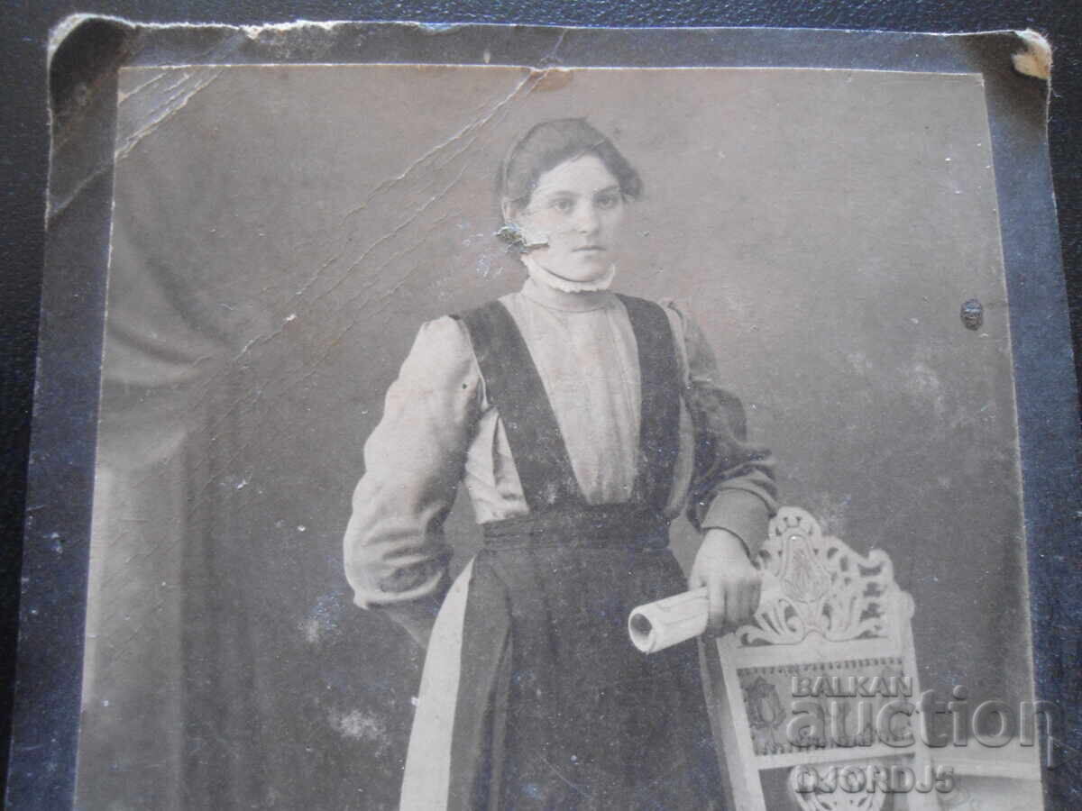 Стара снимка, картон, Фото В. Търново с цена 5.00 лв. | € 2.56 Стара снимка, картон, Фото В. Търново с цена 5.00 лв. | € 2.56