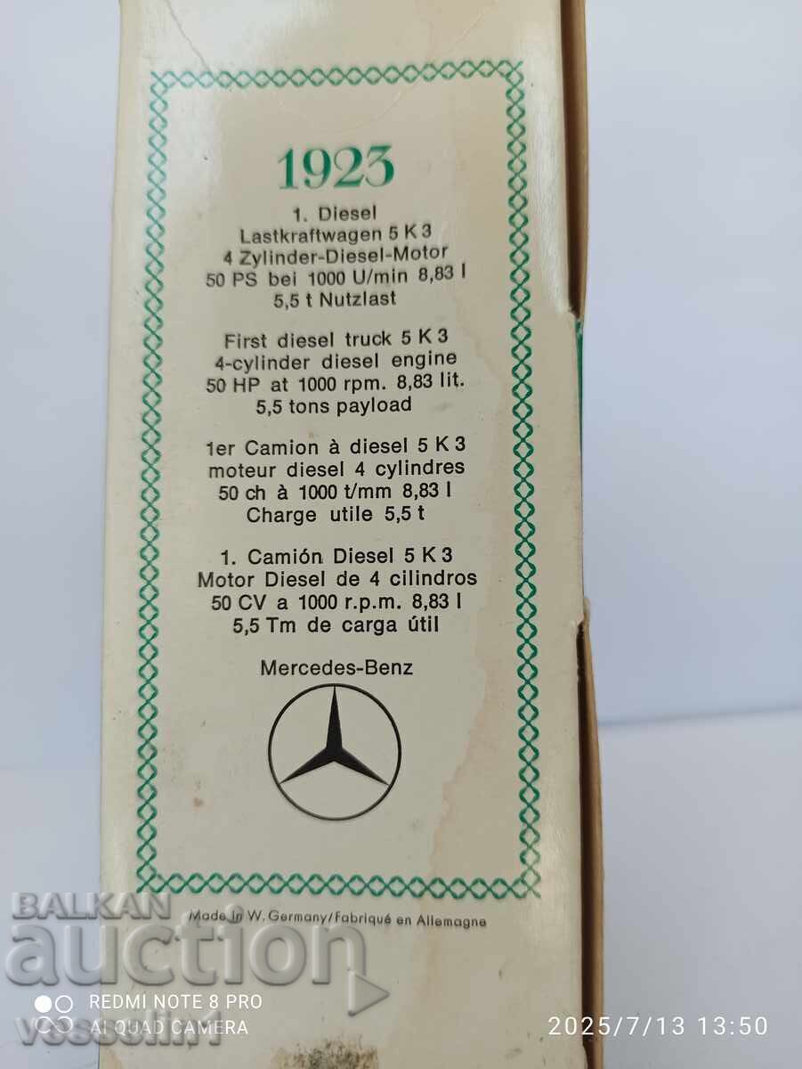 Delivery of Old toy truck Mercedes-Benz 5K3, 1923 - Cursor Model
