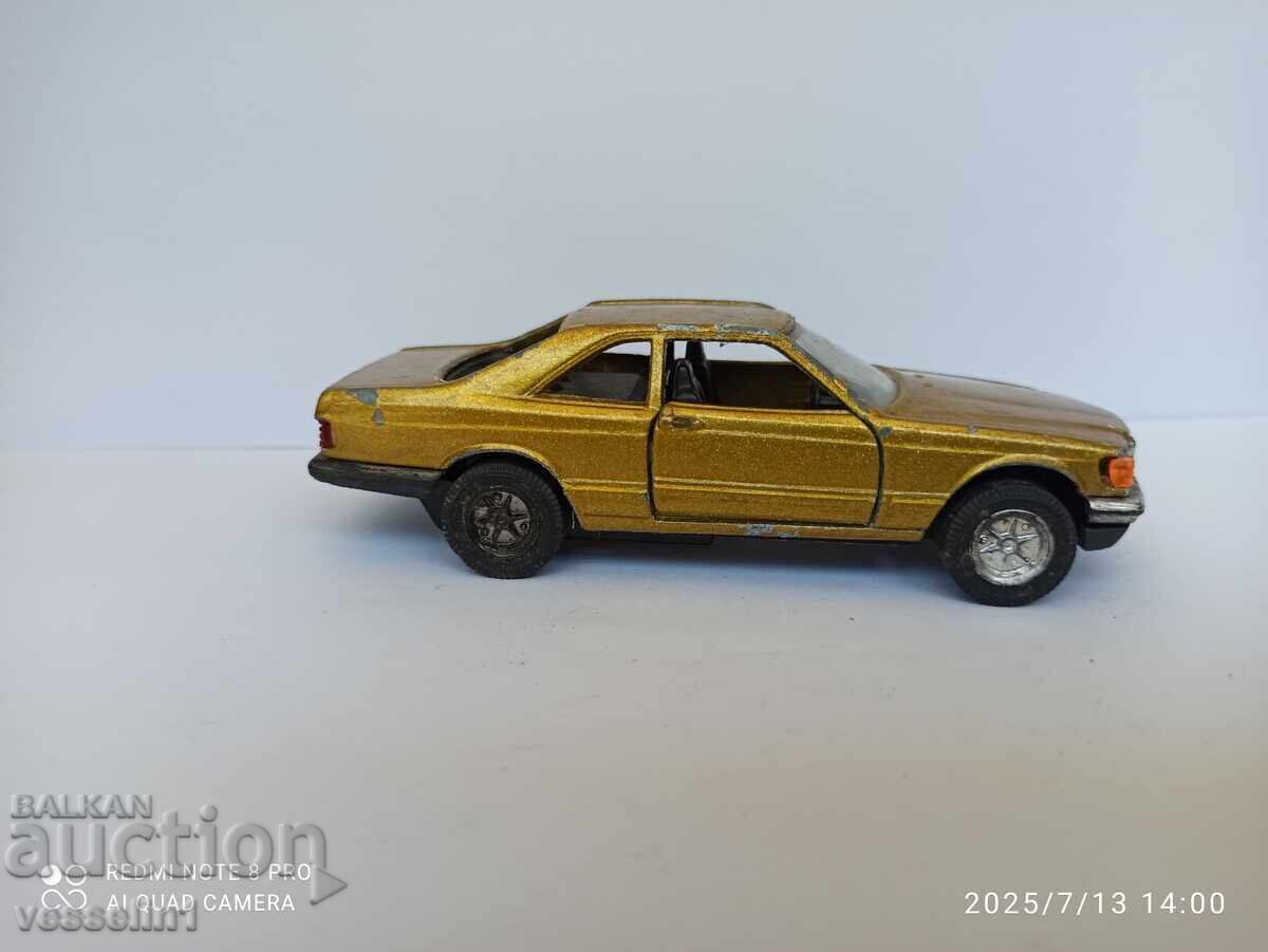Old toy Mercedes SEC 500 Yatming 1/43 with price 24.00 BGN | € 12.27