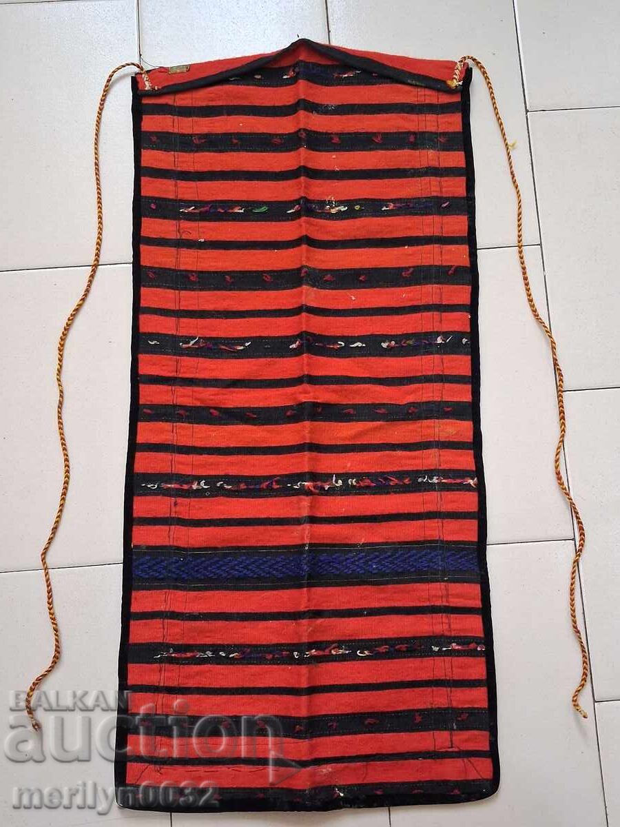 Șorț vechi țesut, brodat și brodat, costum, sukman cu preț 139.00 BGN | € 71.07 Șorț vechi țesut, brodat și brodat, costum, sukman cu preț 139.00 BGN | € 71.07