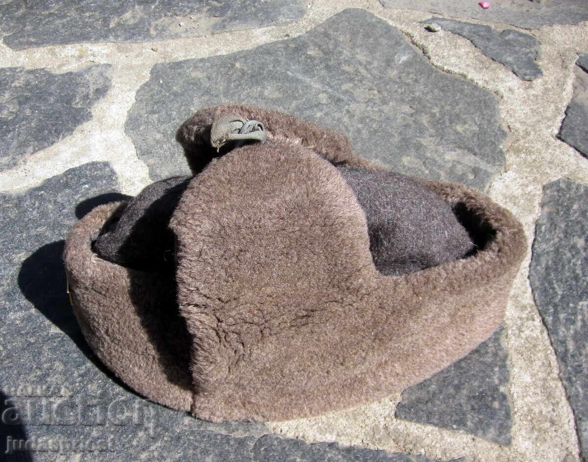 Δημοπρασία Bŭlgarska voenna zimna voĭnishka μάλλινη σκούφια ushanka Δημοπρασία Bŭlgarska voenna zimna voĭnishka μάλλινη σκούφια ushanka