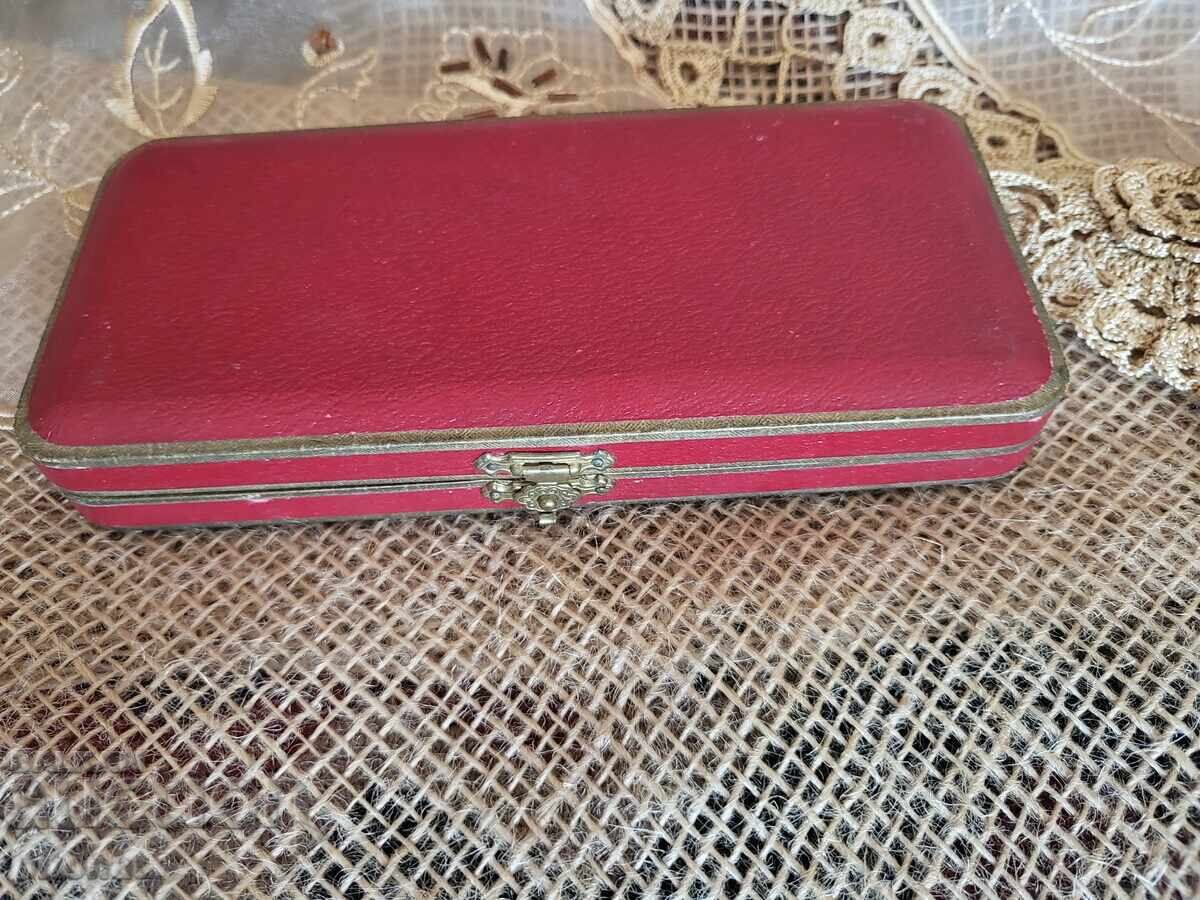 Delivery of Antique silver-plated baby feeding set