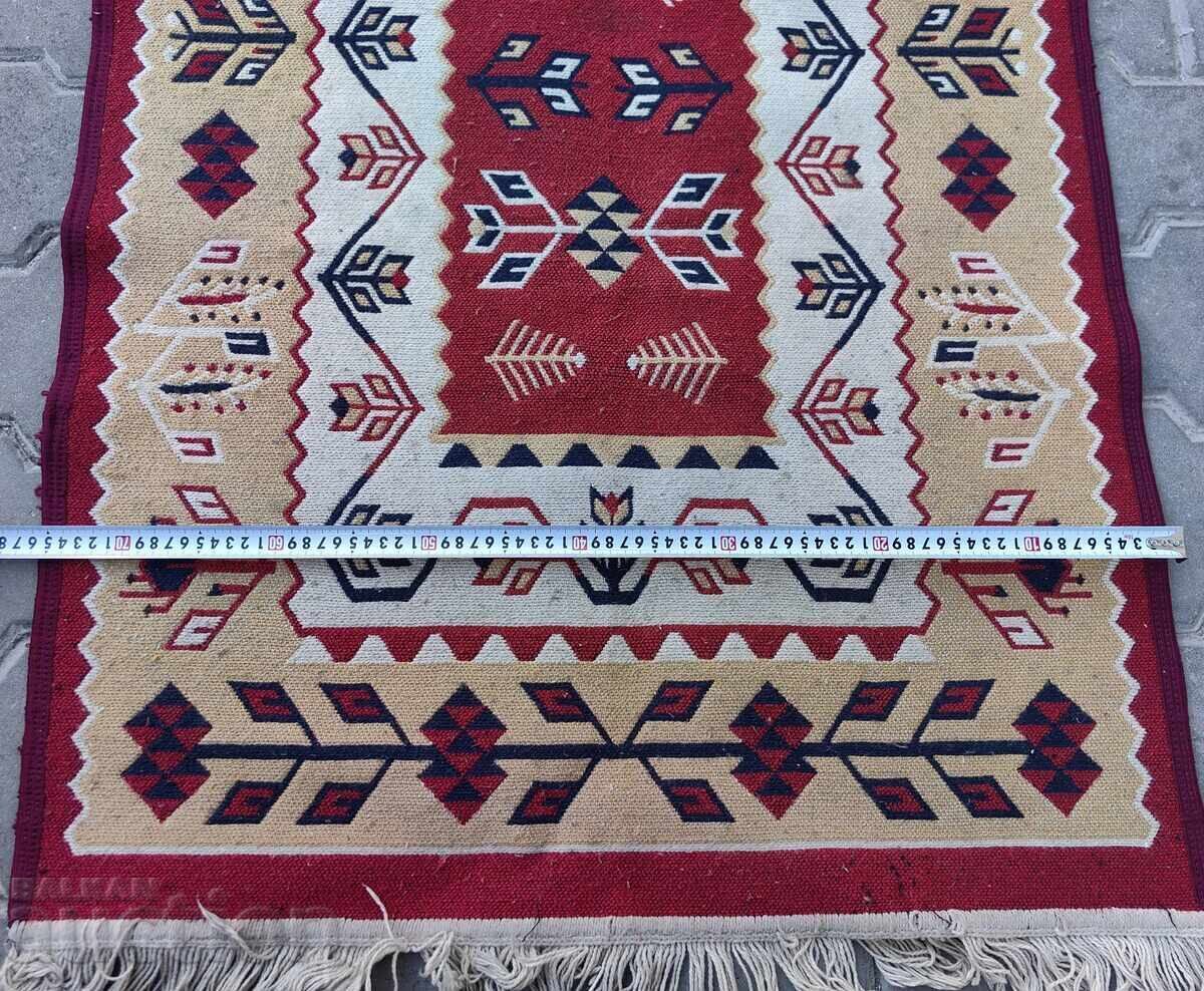 СТАРА КРАСИВА ЗДРАВА ПЪТЕКА КИЛИМ ТРЯБВА ДА СЕ ИЗПЕРЕ - 6