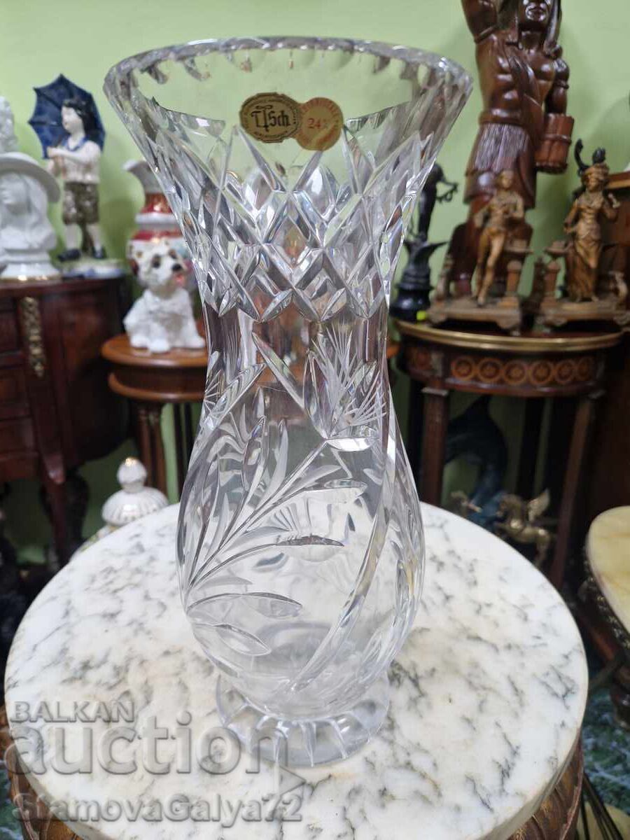 O minunată vază antică germană de cristal cu preț € 68.00 | 133.00 BGN
