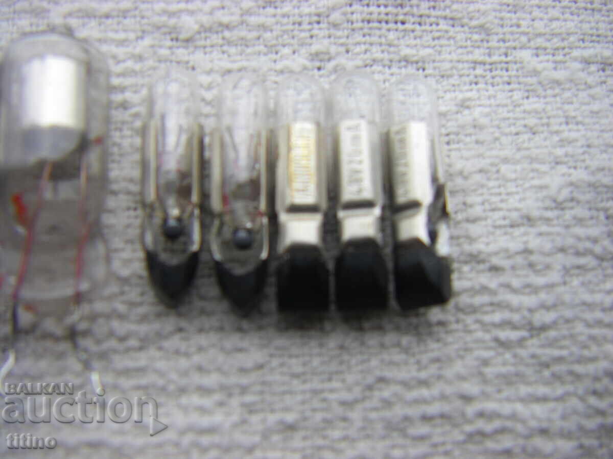 Radio tubes and incandescent light bulbs - 6