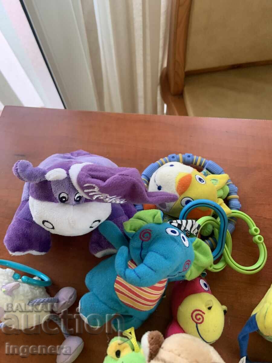 JUCĂRII DE PLUȘ JUCĂRIE DE PLUȘ cu preț 19.00 BGN | € 9.71 JUCĂRII DE PLUȘ JUCĂRIE DE PLUȘ cu preț 19.00 BGN | € 9.71