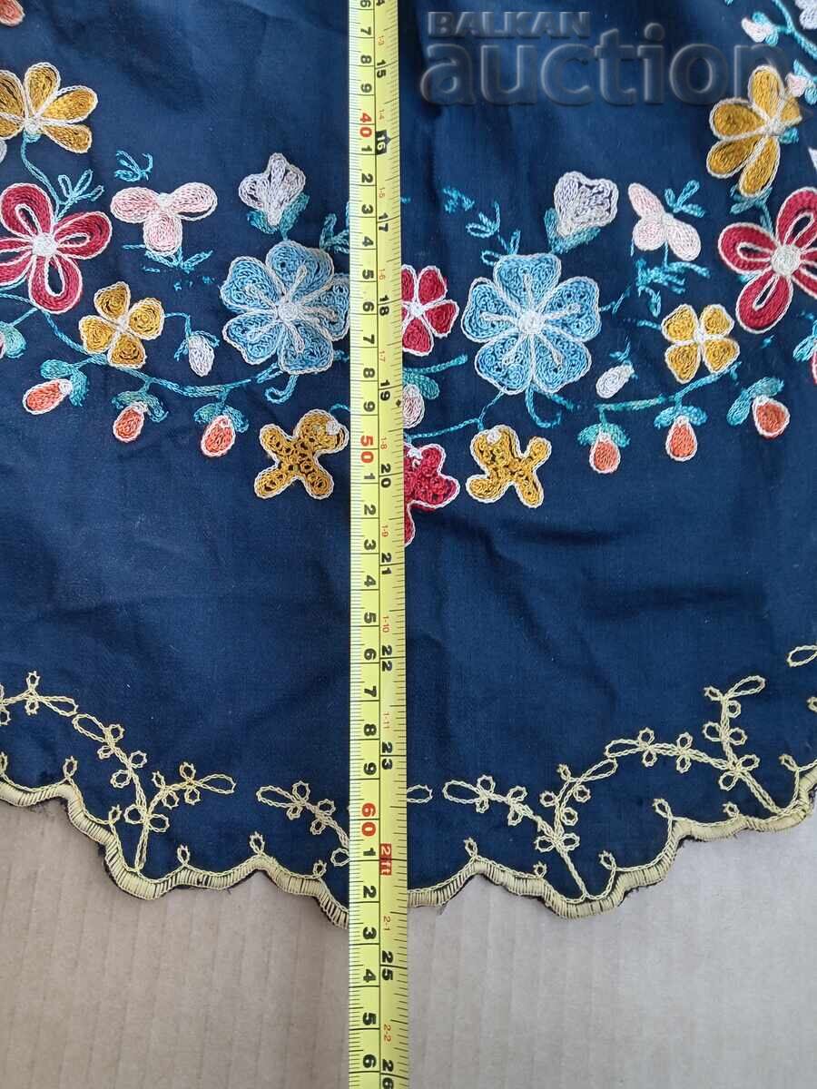 Παράδοση Αρχαία χειροποίητη κεντημένη ποδιά Παράδοση Αρχαία χειροποίητη κεντημένη ποδιά