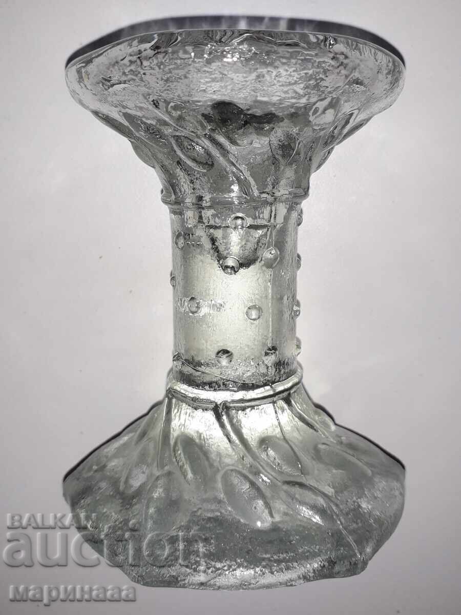 Delivery of CANDLESTICK. SOLID GLASS Delivery of CANDLESTICK. SOLID GLASS