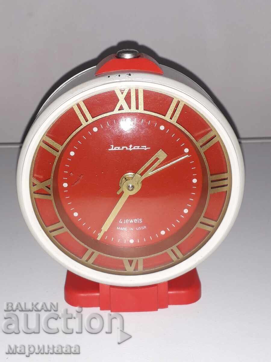 MEH. AMBER ALARM CLOCK. USSR MEH. AMBER ALARM CLOCK. USSR
