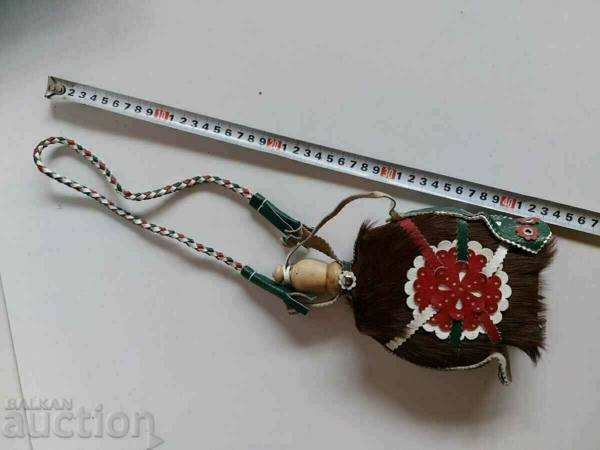 .КРАСИВА СОЦ БЪКЛИЦА БЪКЕЛ ПАВУР с цена 60.00 лв. | € 30.68