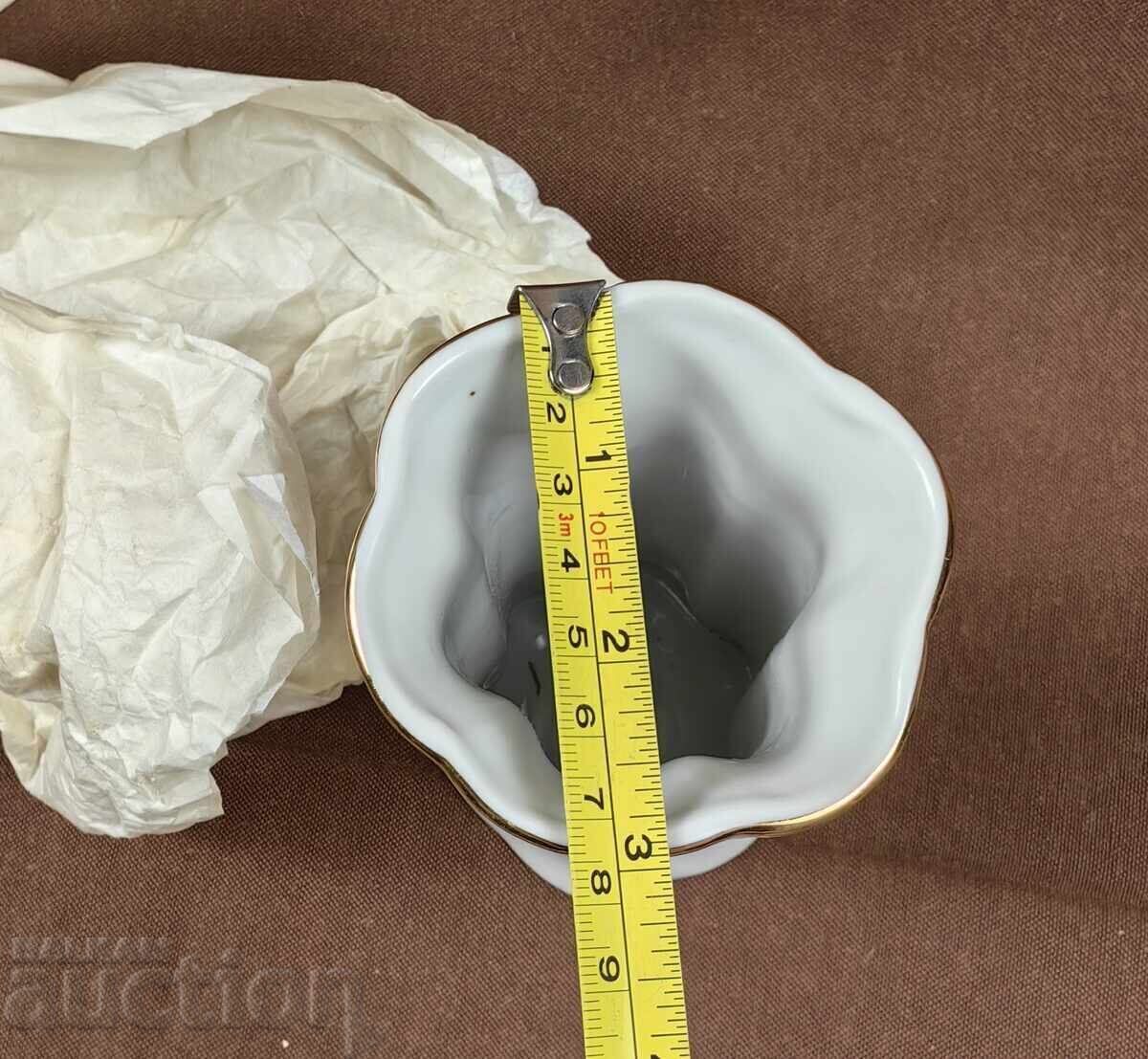 PROBABLY UNUSED PORCELAIN VASE, LITTLE DEGRADED - 6