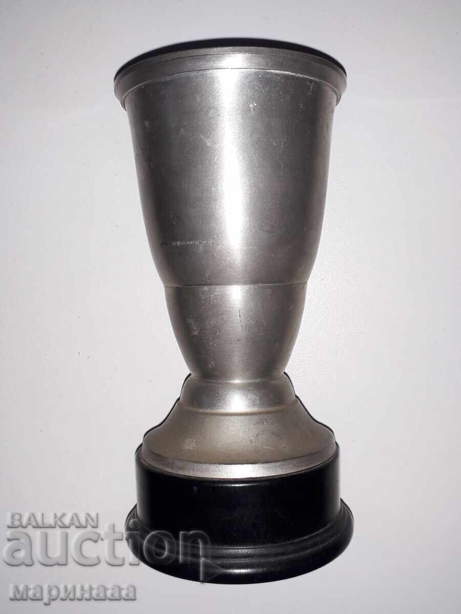 ΑΝΤΙΚΕ ΚΥΠΕΛΛΟ ΒΡΑΒΕΙΟΥ. ΑΠΟ ΣΟΥΗΔΙΑ