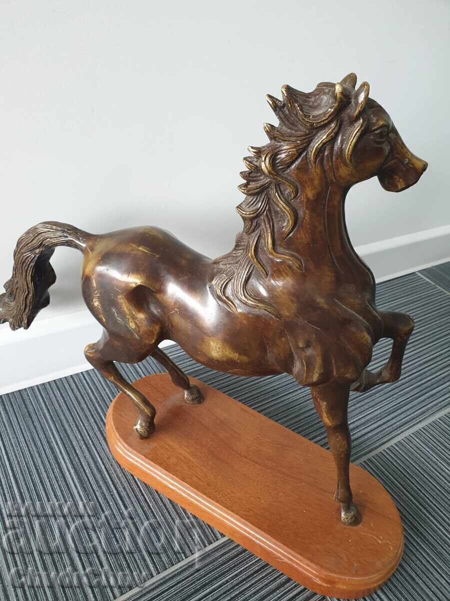 Sculptură/figură mare, veche, din bronz, reprezentând un cal sălbatic-armăsar - 7