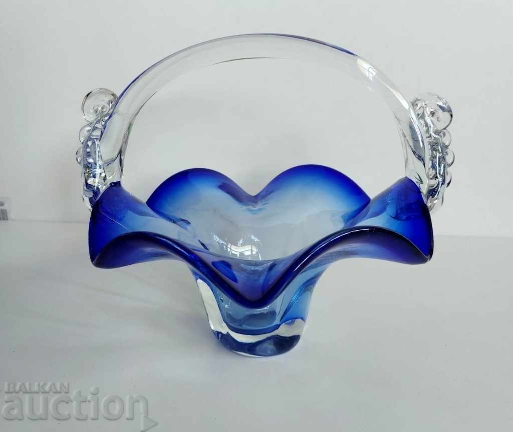 1981 РАЗКОШНА СОЦ СТЪКЛЕНА БОНБОНИЕРА НАДПИСАНА ЗДРАВА 1981 РАЗКОШНА СОЦ СТЪКЛЕНА БОНБОНИЕРА НАДПИСАНА ЗДРАВА