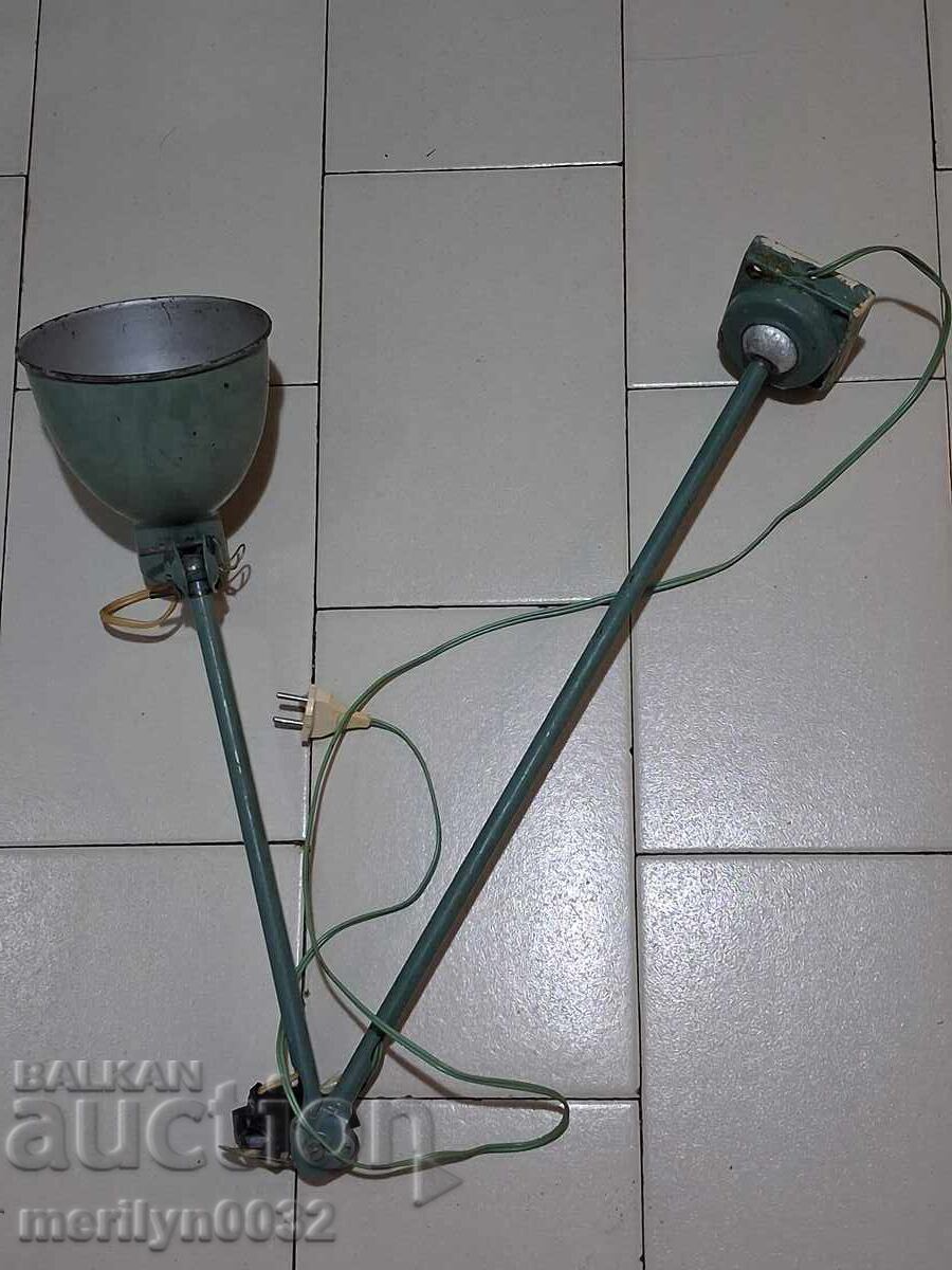 Delivery of Adjustable electric industrial lamp MNO floor lamp NRB