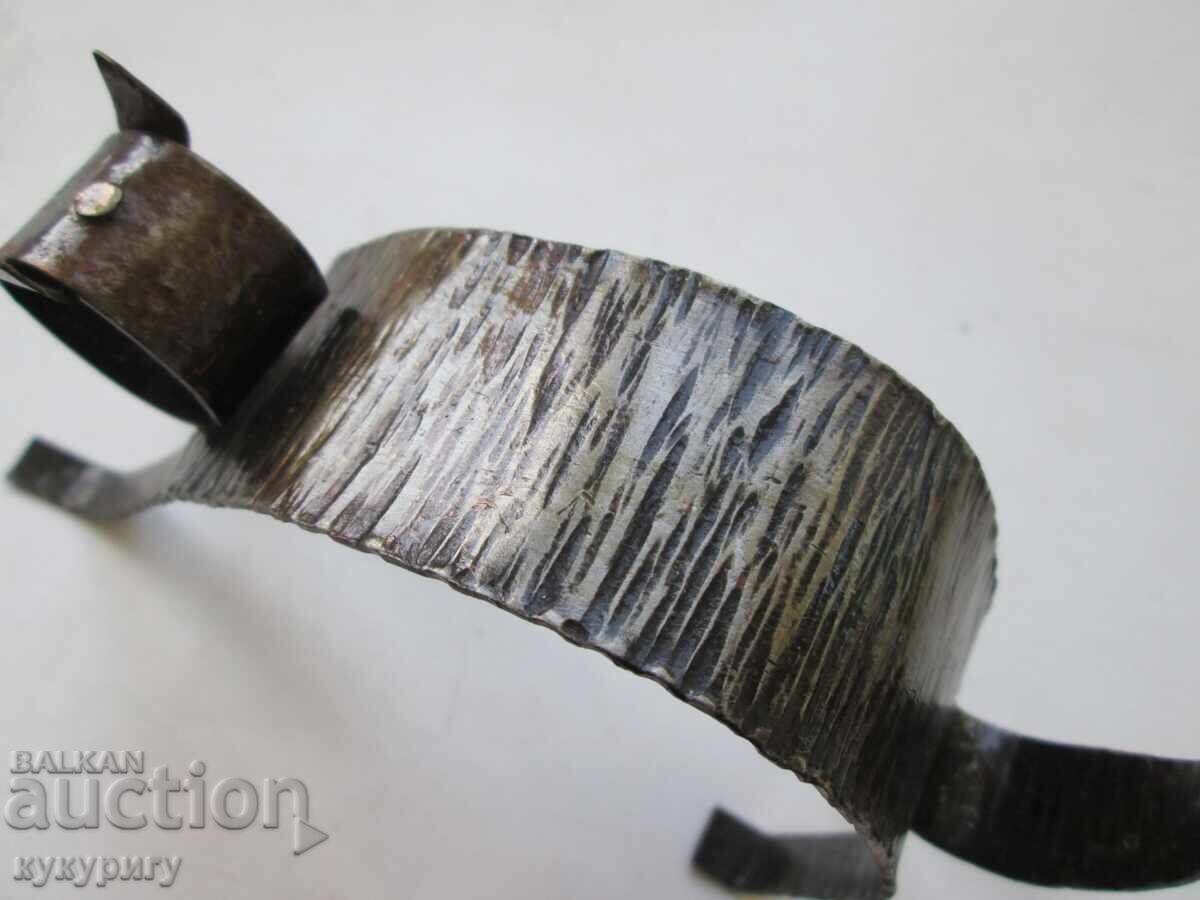 Παλιά διακοσμητική φιγούρα γάτας από σφυρήλατο σίδερο - 5 Παλιά διακοσμητική φιγούρα γάτας από σφυρήλατο σίδερο - 5