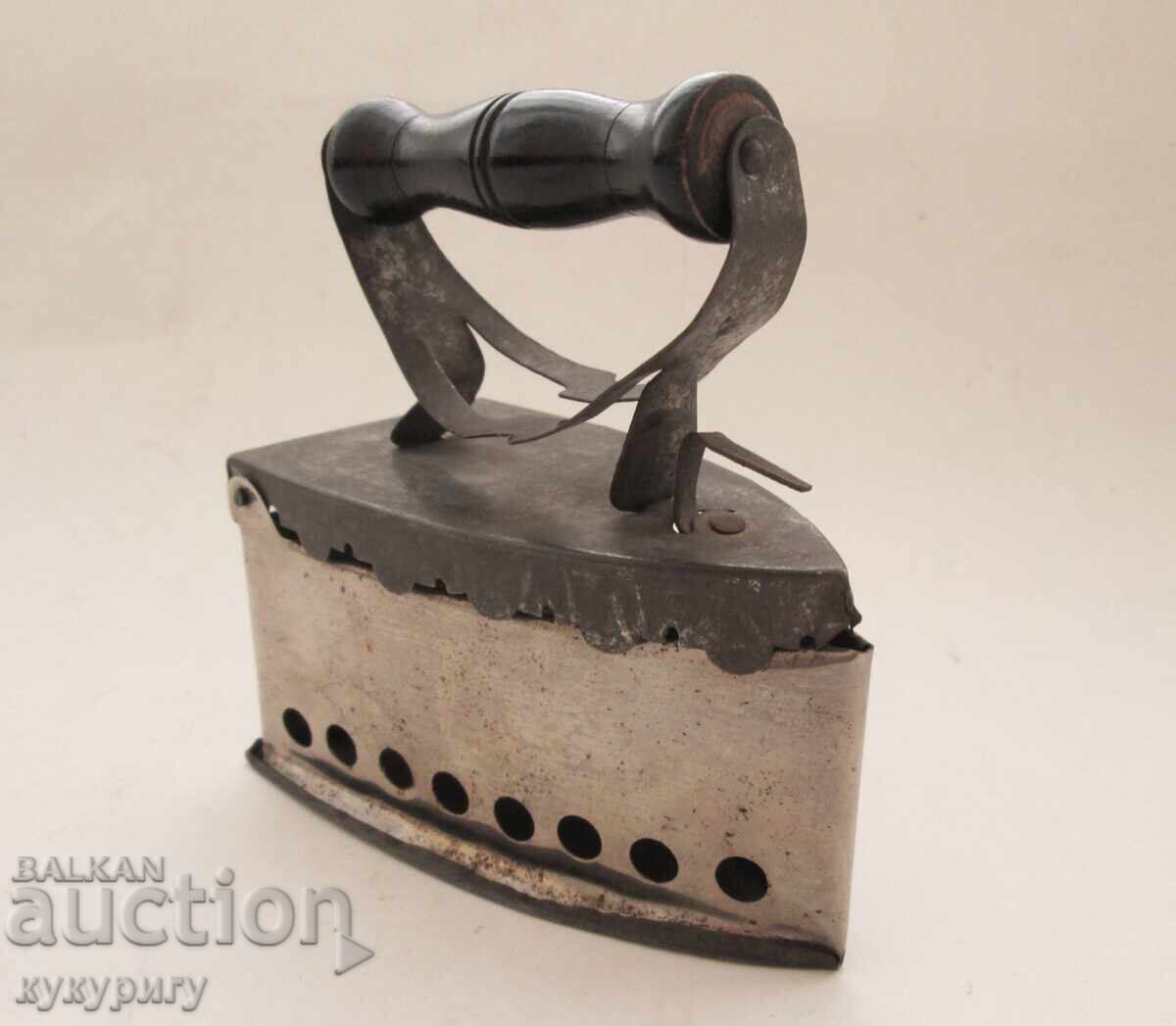 Delivery of Old small metal coal iron for decoration