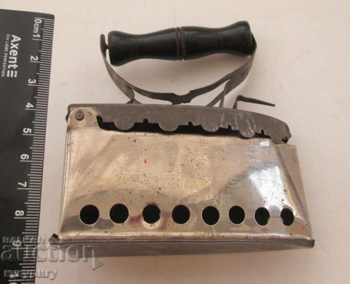 Old small metal coal iron for decoration - 7