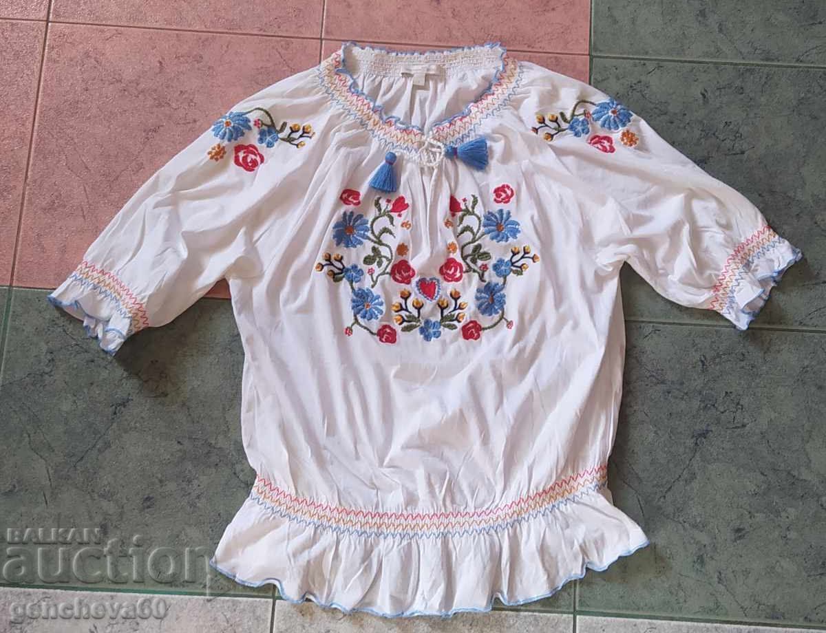 Knitted blouse with denim embroidery - 5