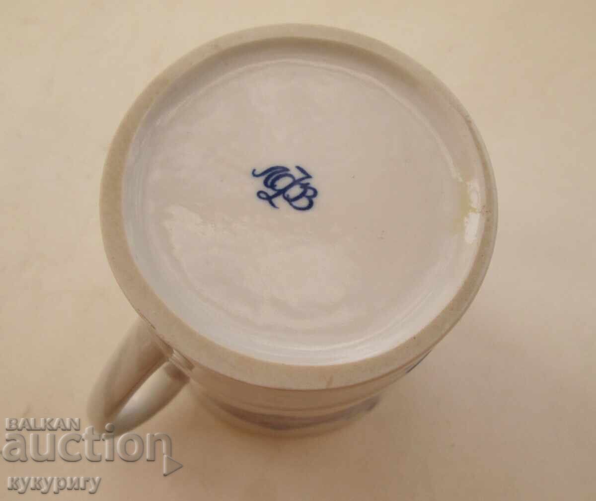 Auction  Russian Porcelain Cup from Moscow Kremlin, LFZ Cup
