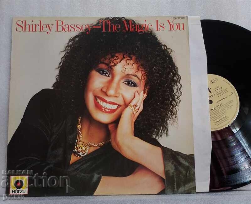 Shirley Bassey – The Magic Is You 1979 Shirley Bassey – The Magic Is You 1979
