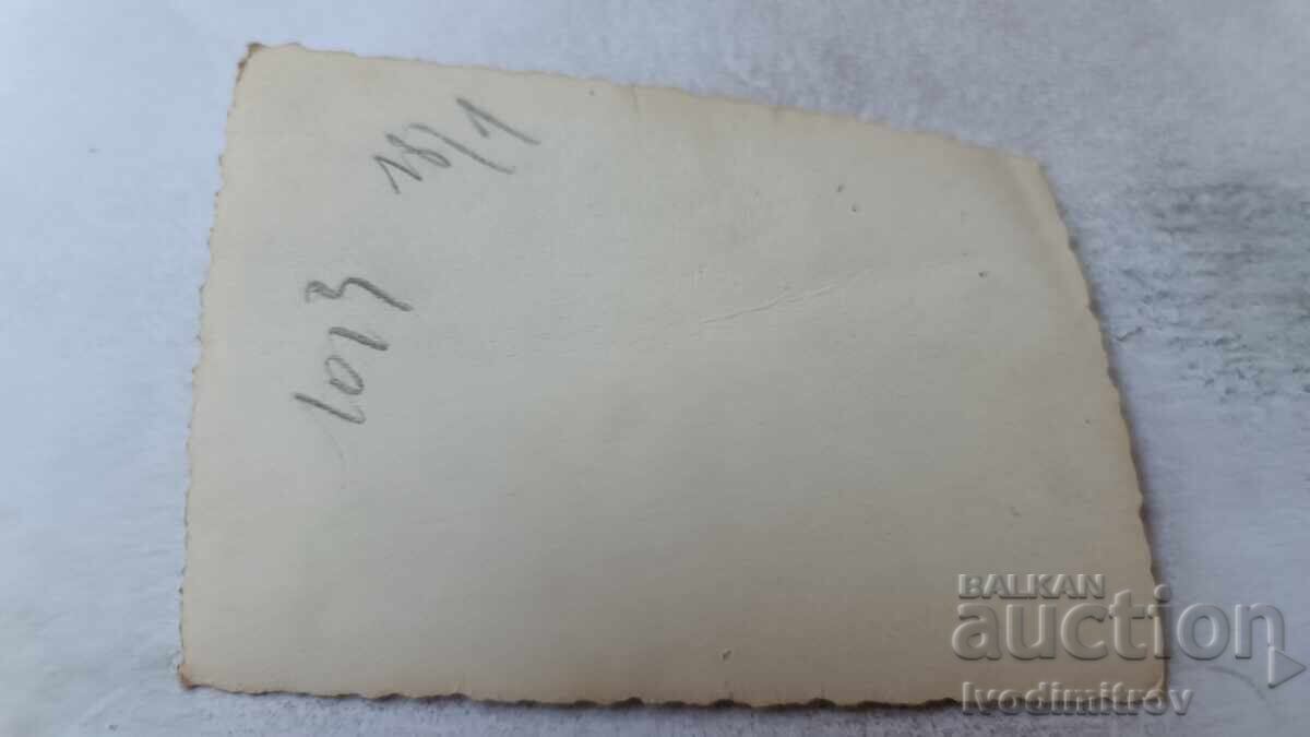 Licitație Fotografie Sofia Femeie pe stradă Licitație Fotografie Sofia Femeie pe stradă