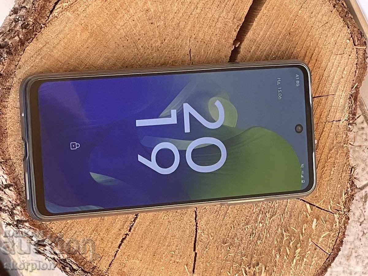 Auction  New Motorola Moto G04 64GB 4GB RAM Dual