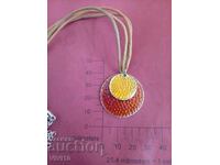 Старинно колие с емаил, МАРКИРАНА YR