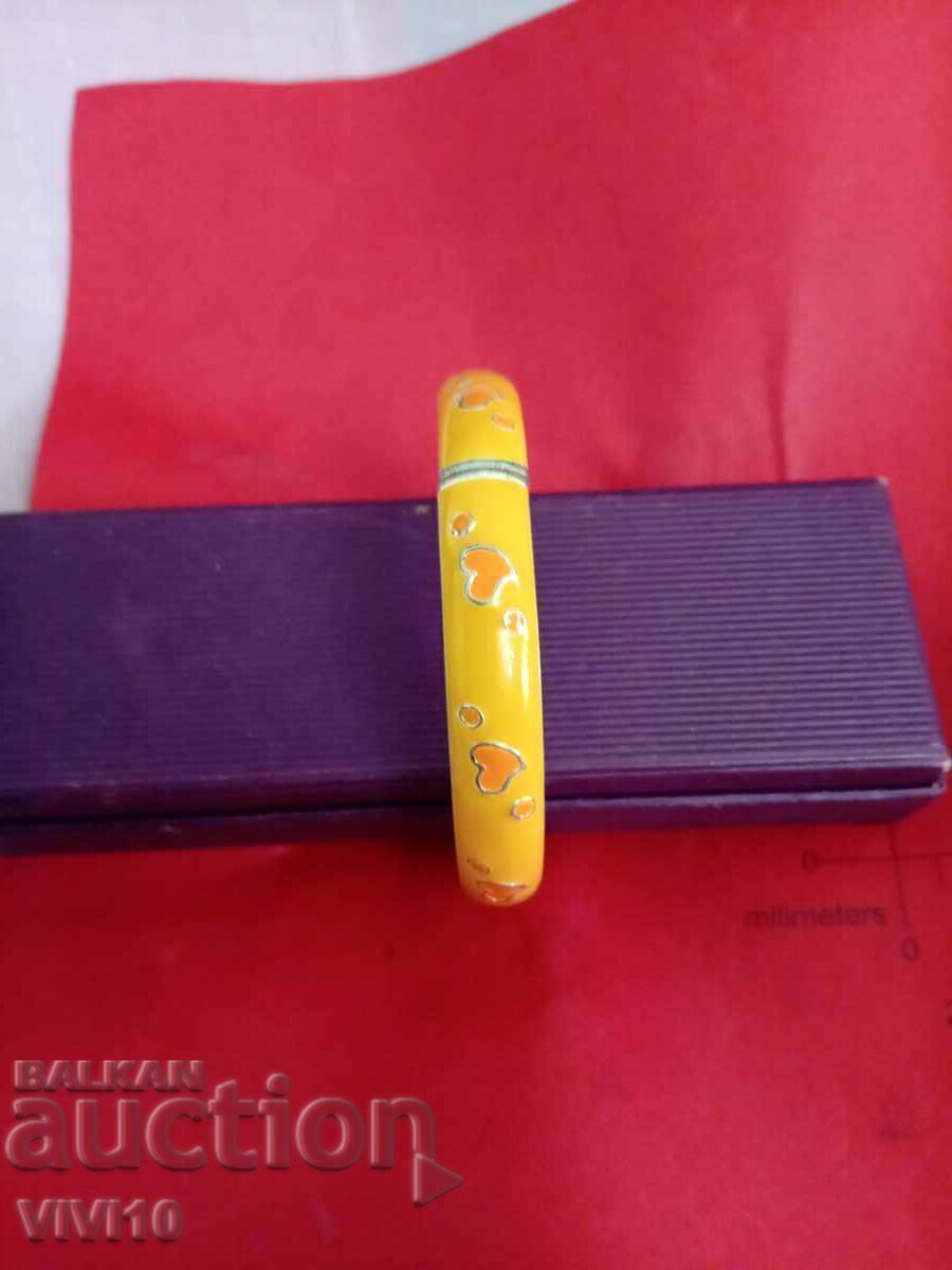 Αρχαίο βραχιόλι σμάλτου με τιμή € 15.00 | 29.34 BGN