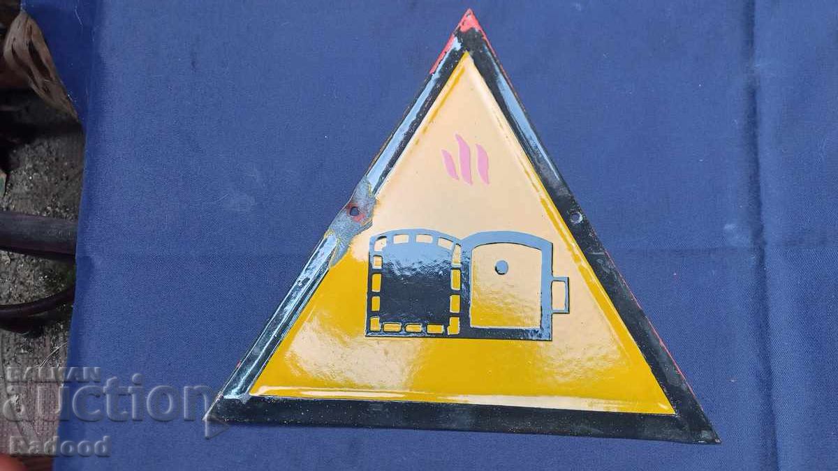 Enamel plate Enamel plate