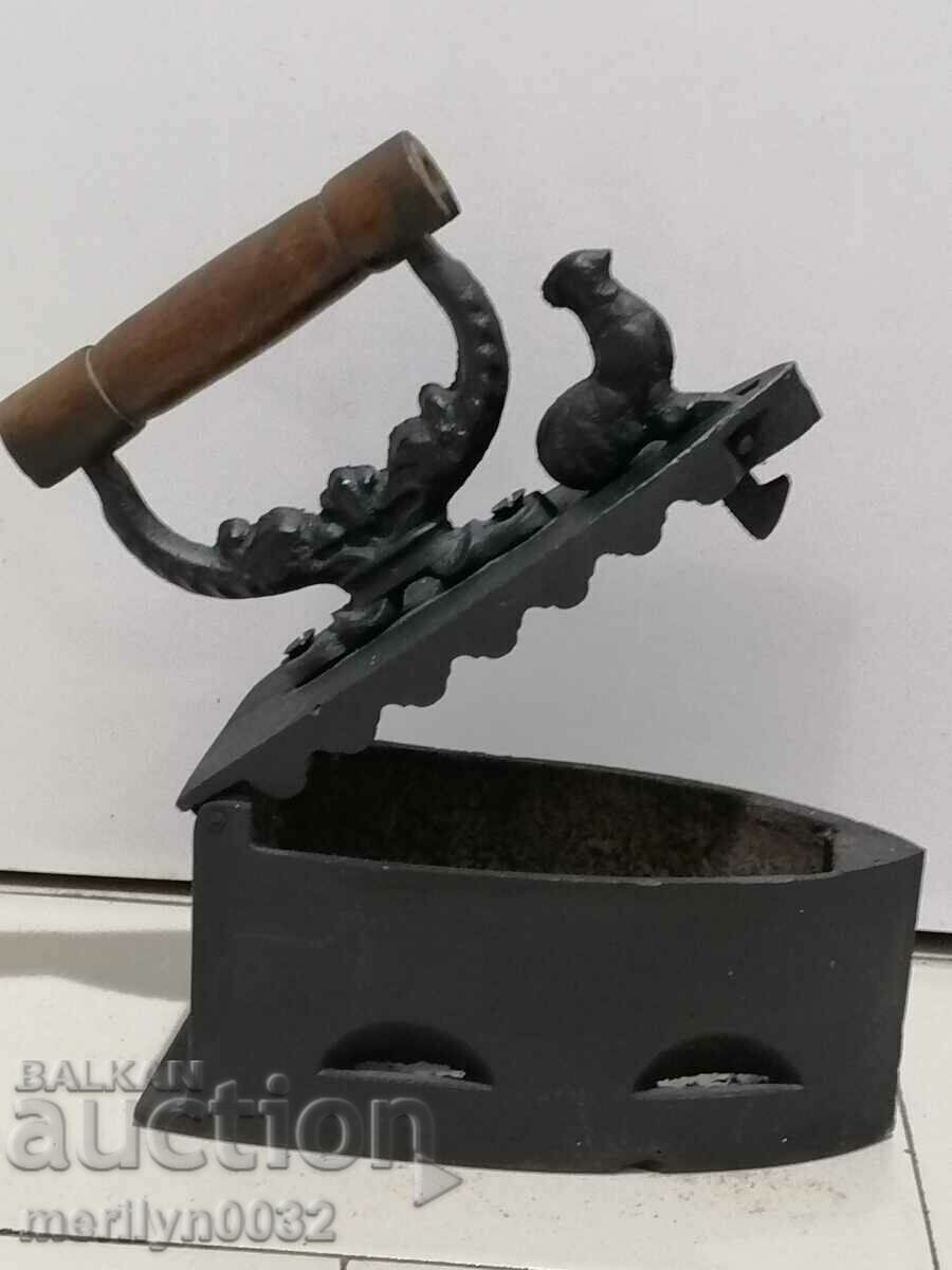 Ένα παλιό σίδερο στη φωτιά - 7