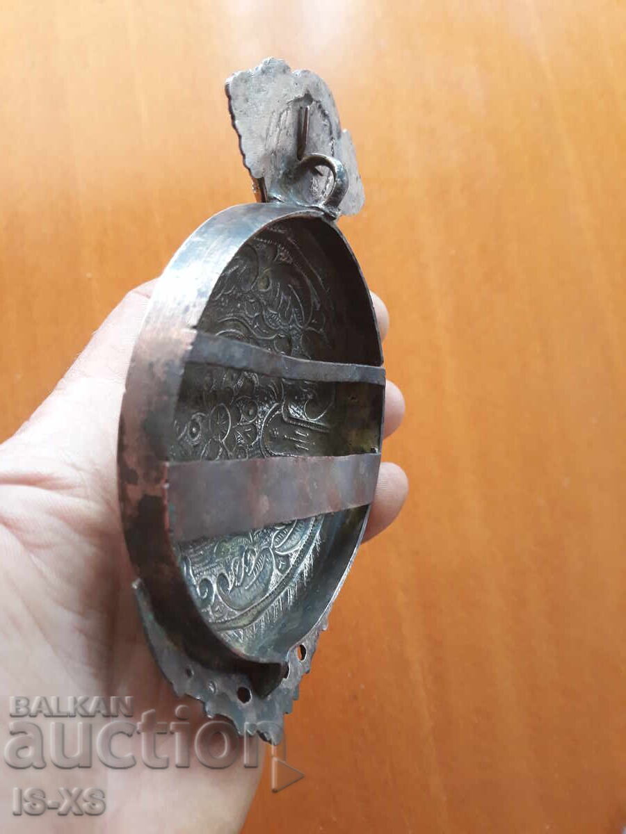 Delivery of Silver buckle with gold plating