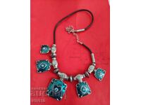 Старинно колие с емаил