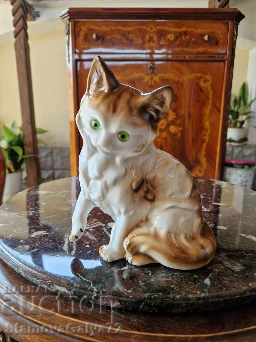 Unique antique porcelain figurine statuette Sitzendorf