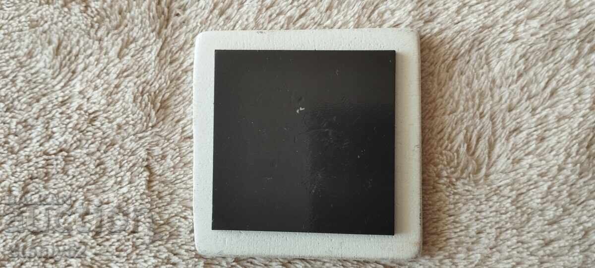 Сувенир  с магнит за хладилник , от керамика. с цена 3.00 лв. | € 1.53