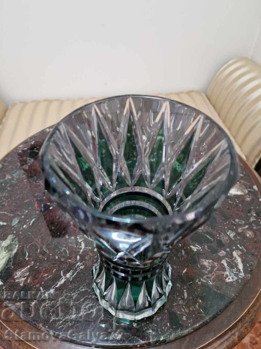 Доставка на Превъзходна белгийска кристална ваза Val Saint Lambert