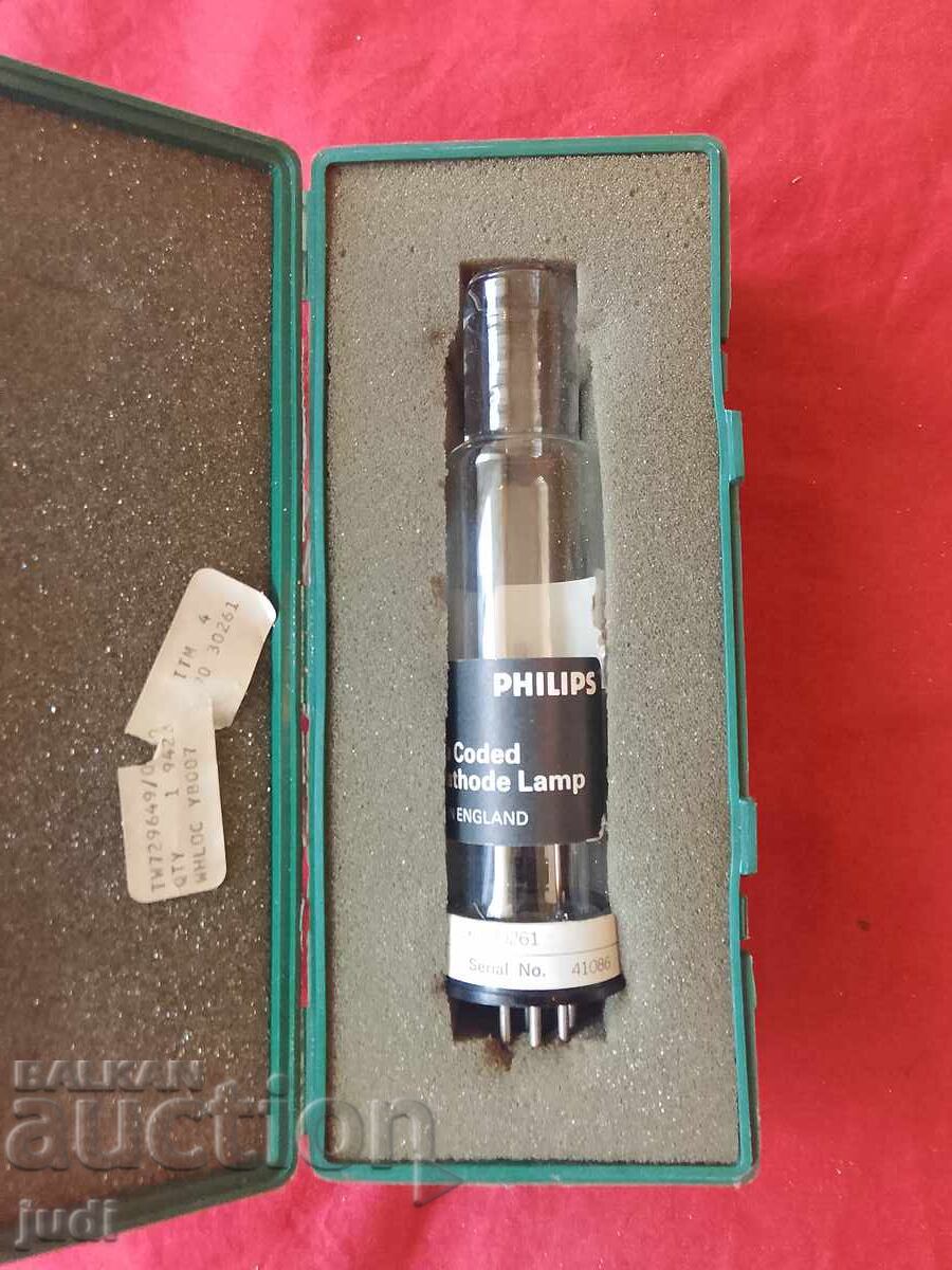 Philips England lamp new with box - 6 Philips England lamp new with box - 6