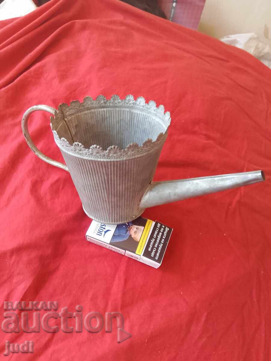 Livrarea Stropitoare metalică socială nouă Livrarea Stropitoare metalică socială nouă