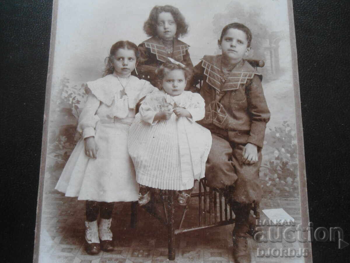 Стара снимка, картон с цена 7.00 лв. | € 3.58 Стара снимка, картон с цена 7.00 лв. | € 3.58