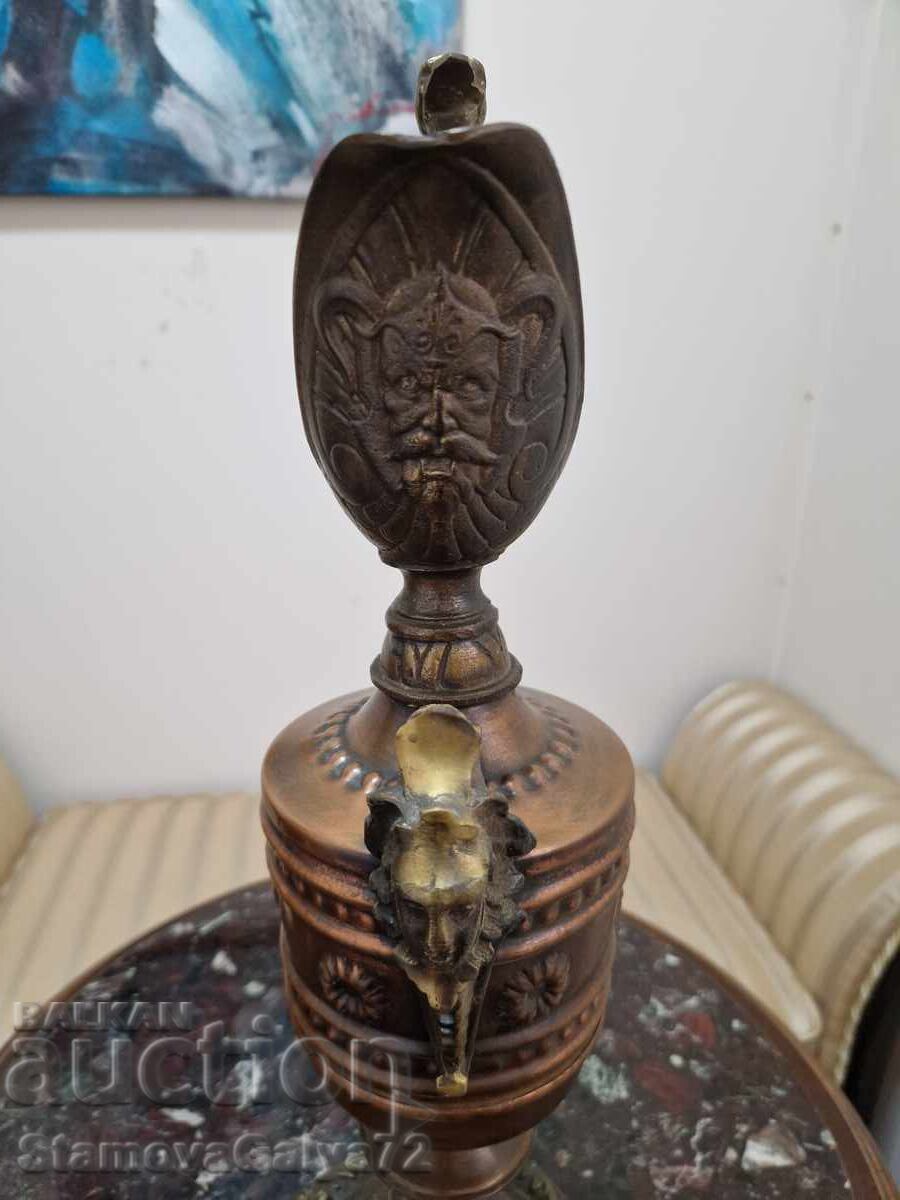 Αντίκα χάλκινη αναγεννησιακή κανάτα με ορνάμεντα - 7 Αντίκα χάλκινη αναγεννησιακή κανάτα με ορνάμεντα - 7