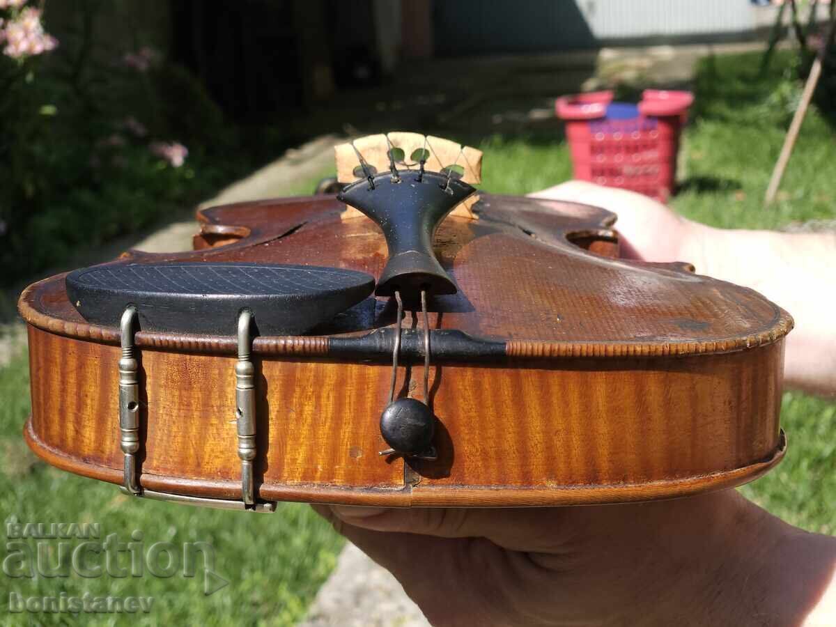 Livrarea Vioară germană veche din secolul al XIX-lea Livrarea Vioară germană veche din secolul al XIX-lea